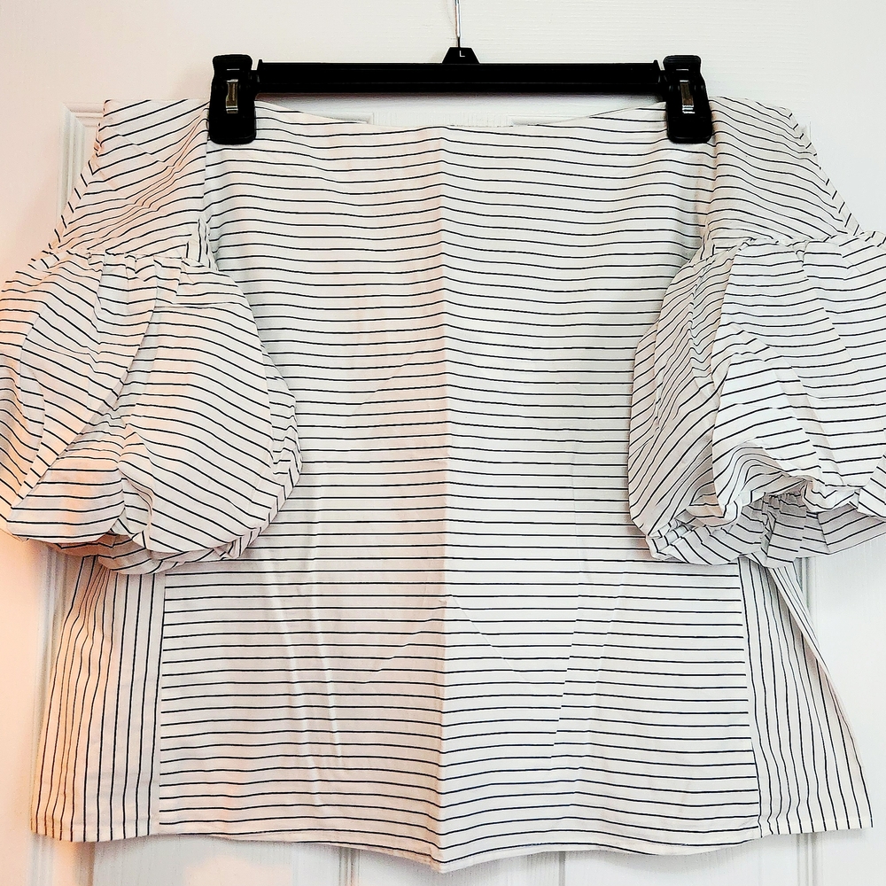 NWT H&M Striped Off-Shoulder Women's Top
